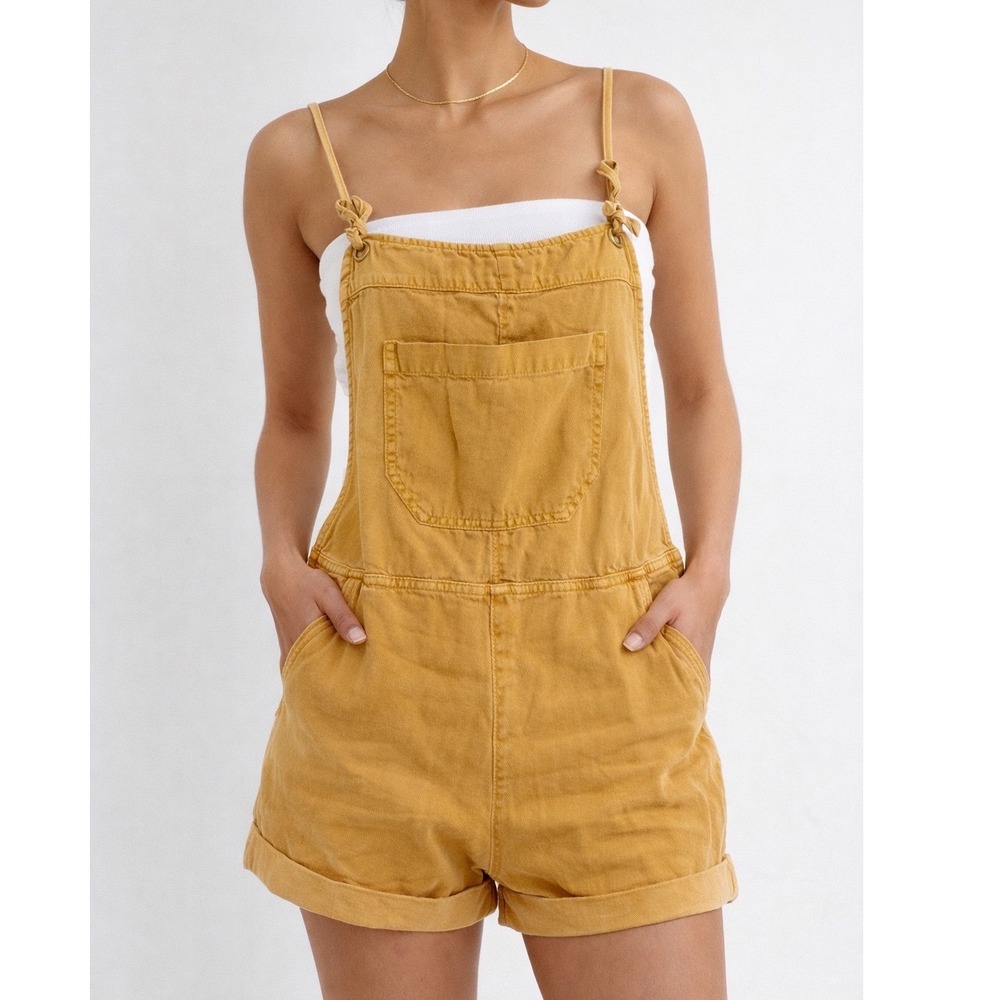 Billabong Denim Shortalls Overalls Womens‎ S Mustard Yellow bib tie strap beach